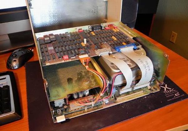 Sdhc card sdxc card. 2-распиновка. Клавиатура casper mb55ii1. Y16_r55xsr2lv0. Ретро жесткий диск.