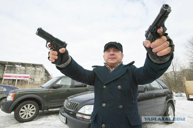 Гламурно-слащавый лейтенантик из Питера уволился из полиции
