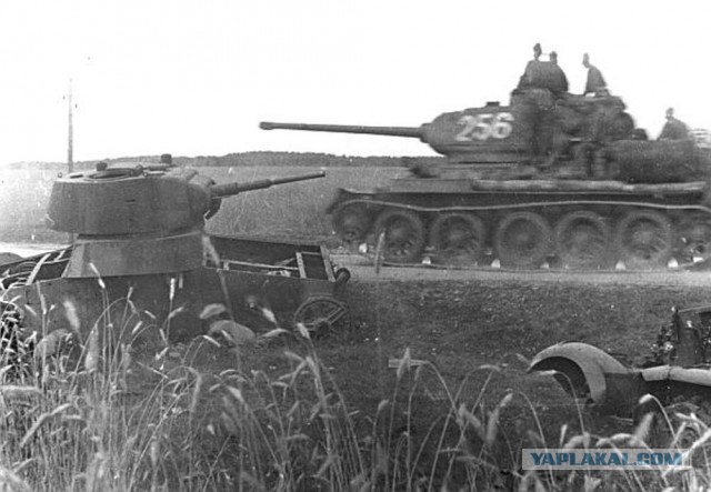 Цветные фотографии бронетехники времён Второй мировой войны