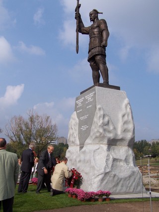 Почему "хохол"?