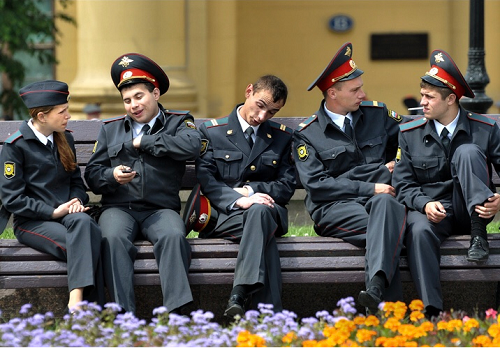 Администрация Троицка наняла для патрулирования города кавказский ЧОП.
