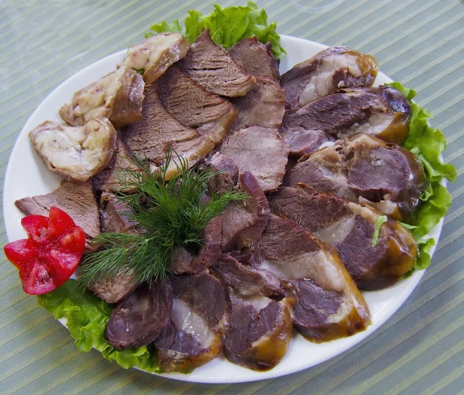 Мясо на казахском столе
