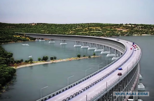 Началось строительство моста через Керченский пр.