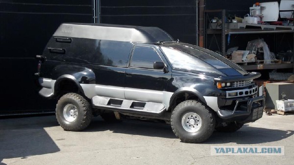 18 самых запоминающихся автомобилей из мира кино