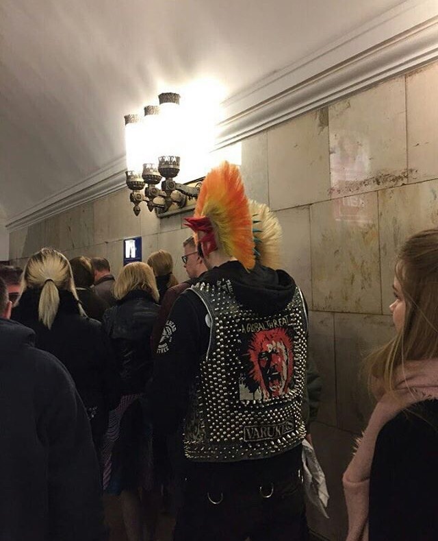 Модники из российского метрополитена