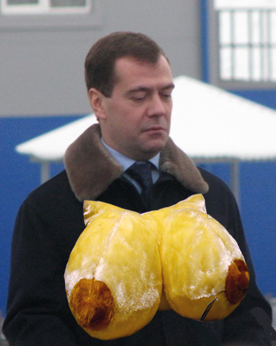 Фотожаба: Кто мои бубончики оторвал?!