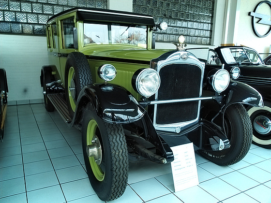 Игра на ЯПе: Угадай АВТО-5