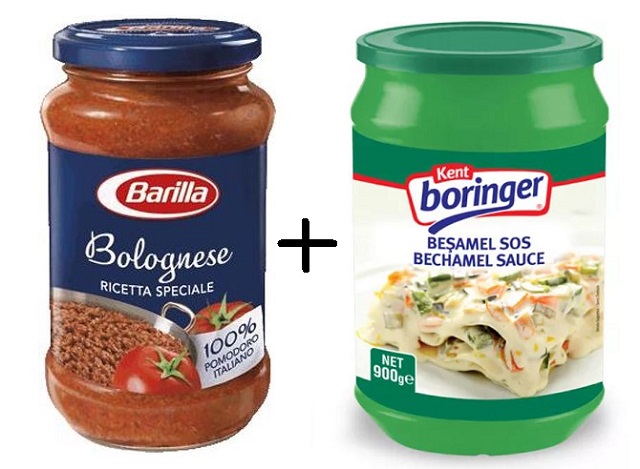 Каннеллони фаршированные грудинкой., С томатным соусом.