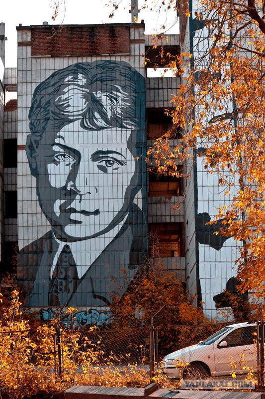 Красивый фасад здания