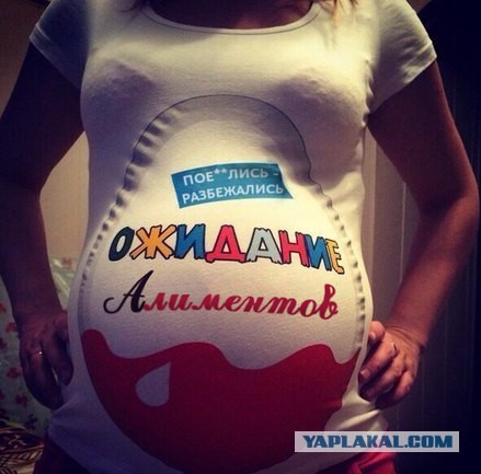 Мужчина "крысит" деньги!