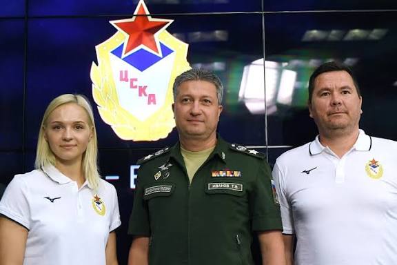 В Совфеде призвали россиян не верить в коррупцию и разруху в стране