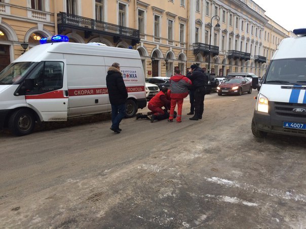 Водителям придумали жесткое наказание за непропуск "скорой"