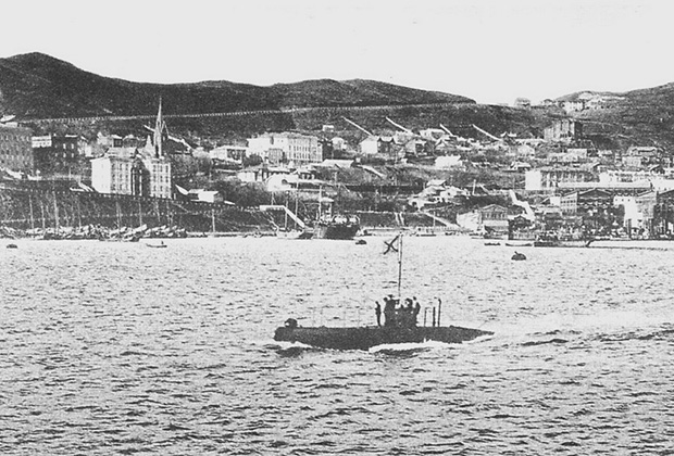 Роковая ошибка, гибель экипажа и самоубийство командира: как утонула первая российская подлодка
