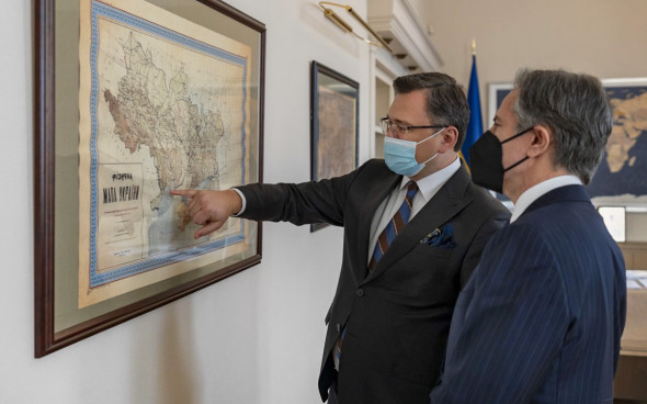 Кулеба показал Блинкену карту с Крымом и Кубанью в составе Украины