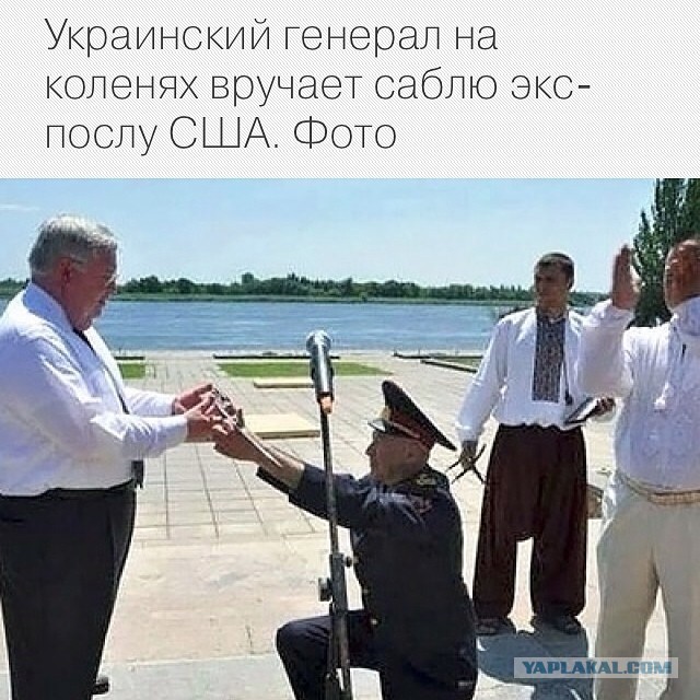 Жители Львова встречают польского президента Дуду