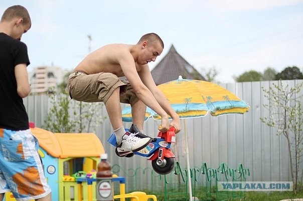 Bader. Гопник с кнопкой