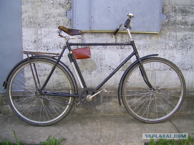 Знает, что советует