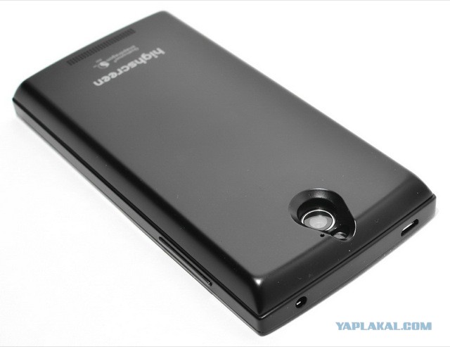 Красивый тонкий iPhone и толстый уродский Android
