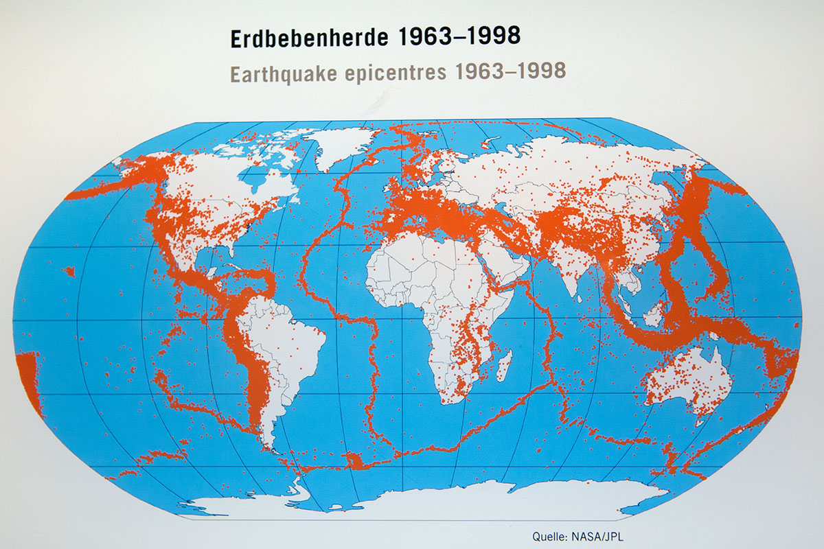 Карта землетрясений онлайн в мире