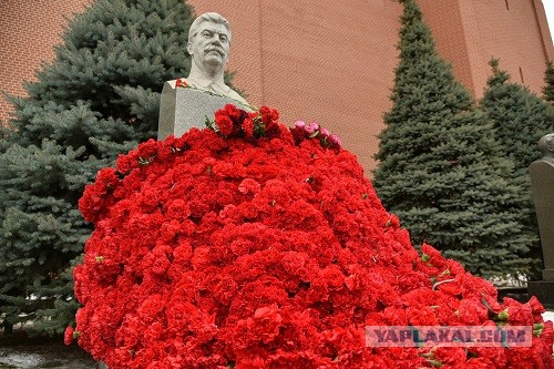 Очередь в Мавзолей Ленина