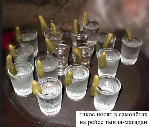 Одна девочка не любила молочную пенку...