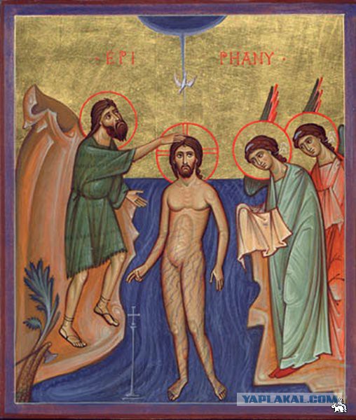 В новосибирском вузе прикрыли статуи голых женщин — туда пришла делегация РПЦ