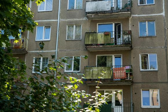 Паулс назвал Латвию "глухой провинцией" после потери российского рынка