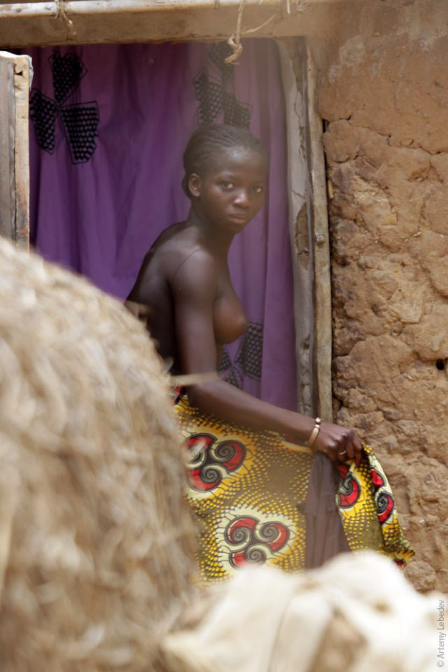 Сиськи в Африке. Этнографическое исследование