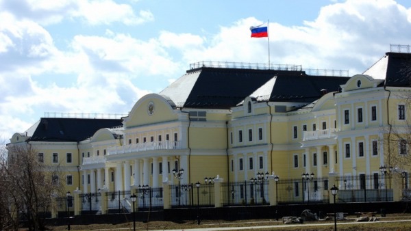 Потомки Романовых хотят недвижку нахаляву