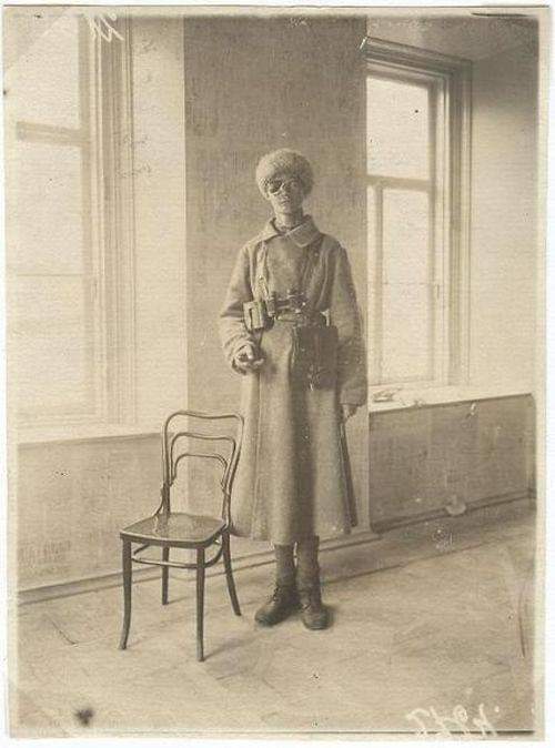 Пулеметчик Антон Близнюк. 1918 год.