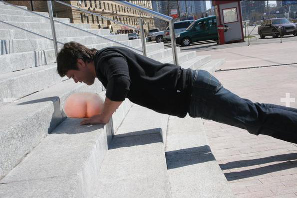 Фотожаба: Жопоколобок
