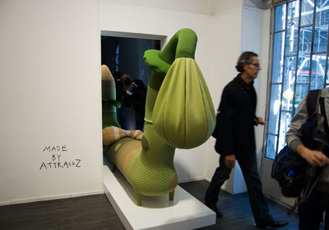 Освободить чудовищ