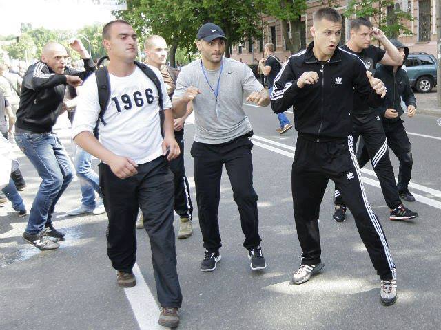 Украина штурмует верховную раду!