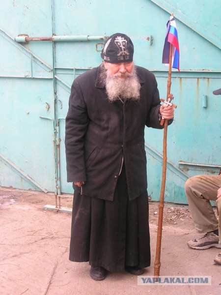Тяжелая монашеская доля