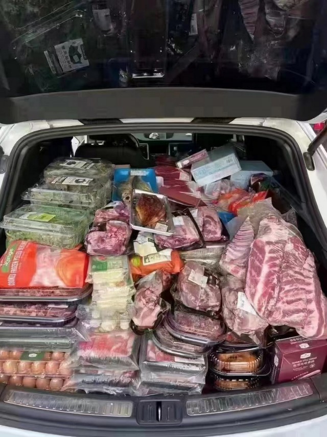 Жители Китая устроили драки из-за продуктов, поскольку 21 млн человек оказались на карантине