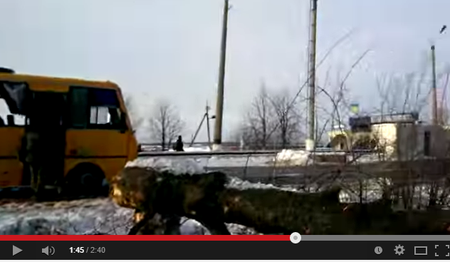 Видео растреляного автобуса под Волновахой