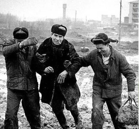 Хоть кто-то остался настоящим, просто ровным пацаном.