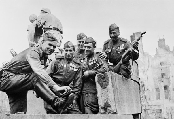 10 ударов 1944 года. 6 часть.