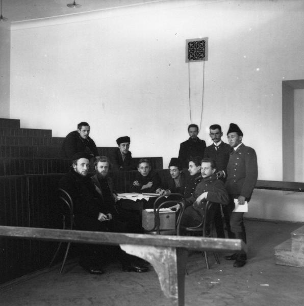 История в фотографиях - II