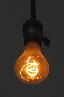 Нищебродам на заметку. Лампочки