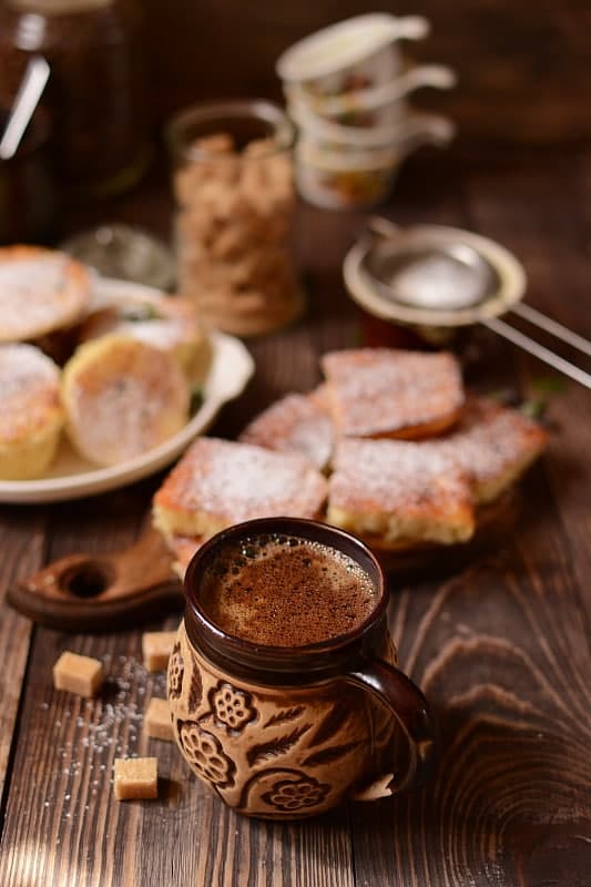 А из какой кружки вы пьете чай/кофе дома?