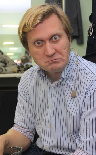 Сначала мне показалось... А потом понял, что не показалось - похож!