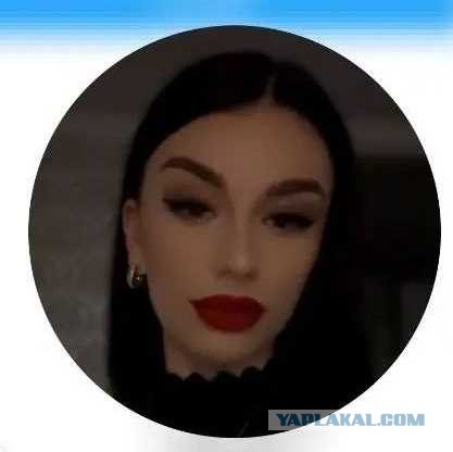 В Одессе волной смыло 21-летнюю полицейскую во время фотосессии