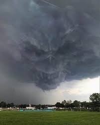 И ангел спустился с небес...