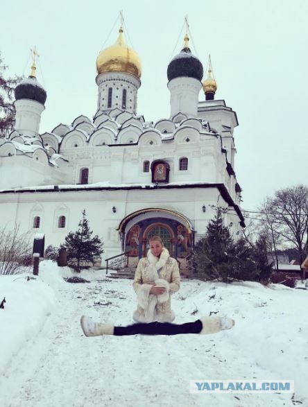 Волочкова дала отповедь «попам», посоветовав молиться за всех и не лезть в искусство