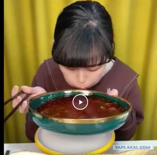 Кореянка косплеит Чайку младшего