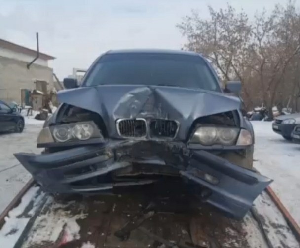 Сегодня в Костанае водитель BMW снял неплохое кино с собственным участием