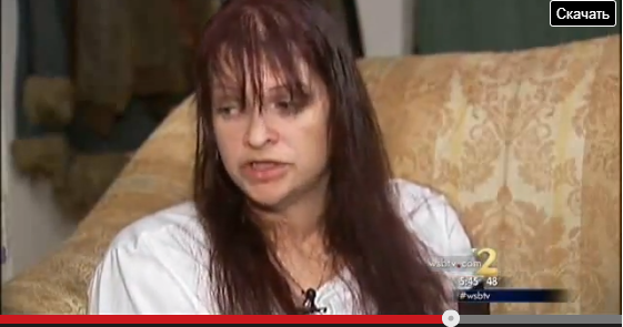 Шутник приклеил к унитазу 40-летнюю женщину