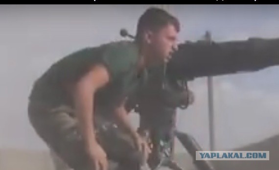 Столб спас сирийский танк от попадания ракеты