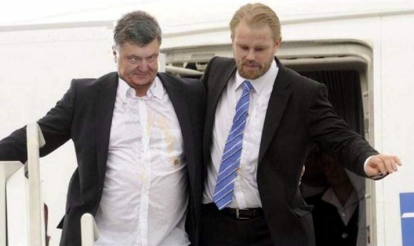 Цэ Европа: в Париже сняли с рейса летевших в США украинцев, усомнившись в их визах